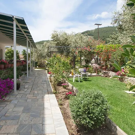 Penelope Vilă Megali Ammos (Skiathos)